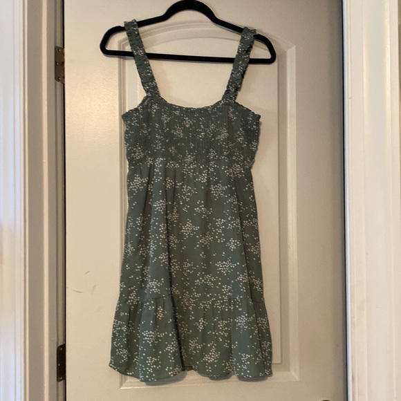 Dress - Picture 4 of 5